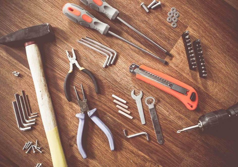 tools-864983_1920-comp general contractor in northwest florida